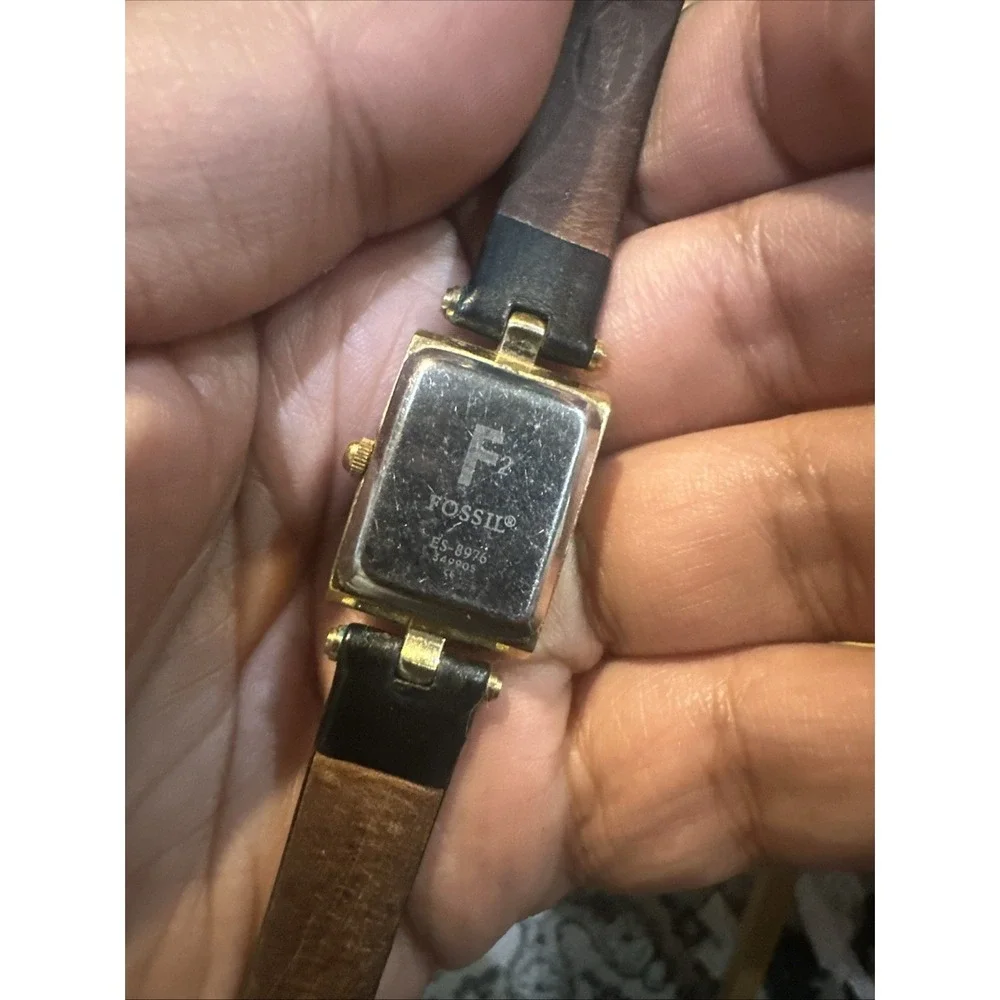 Working Vintage Fossil F2 Watch Women Gold Tone Leather Quartz 18mm Fit 6.5 Runs